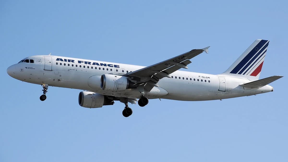 A320-200