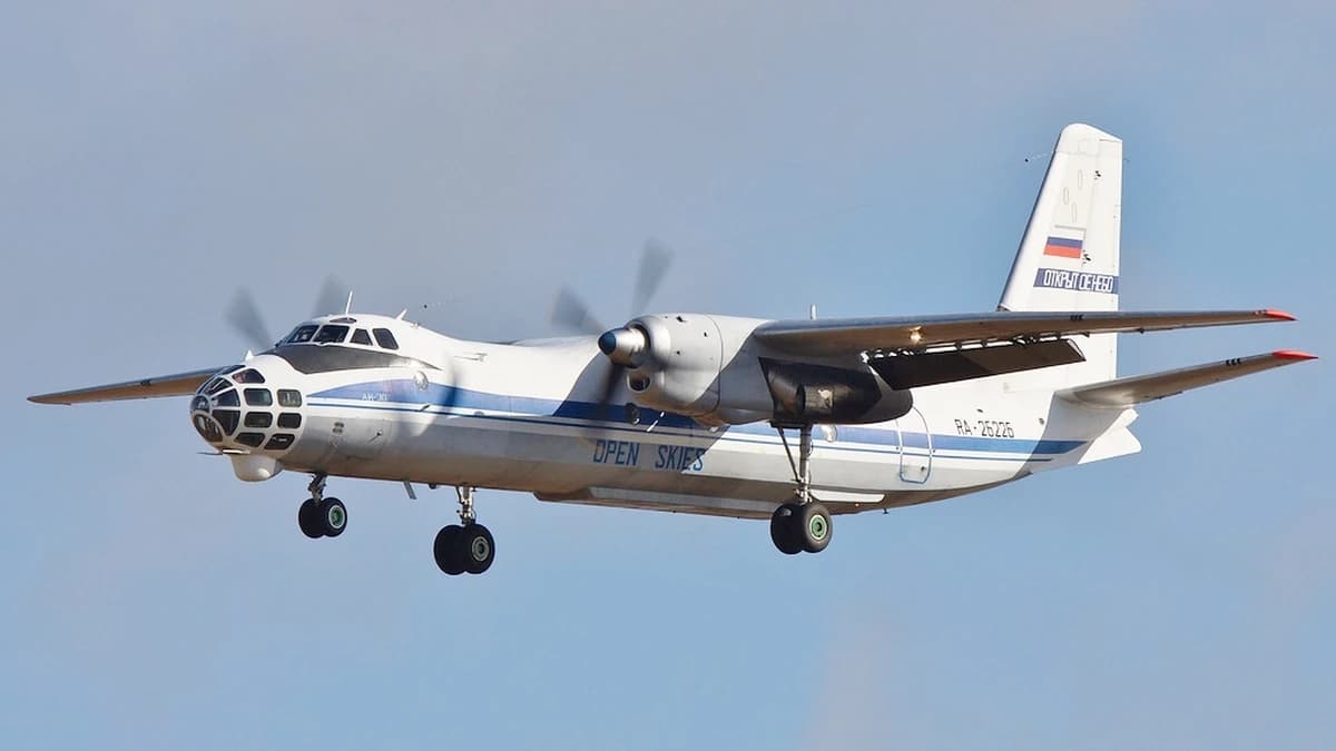 An-30