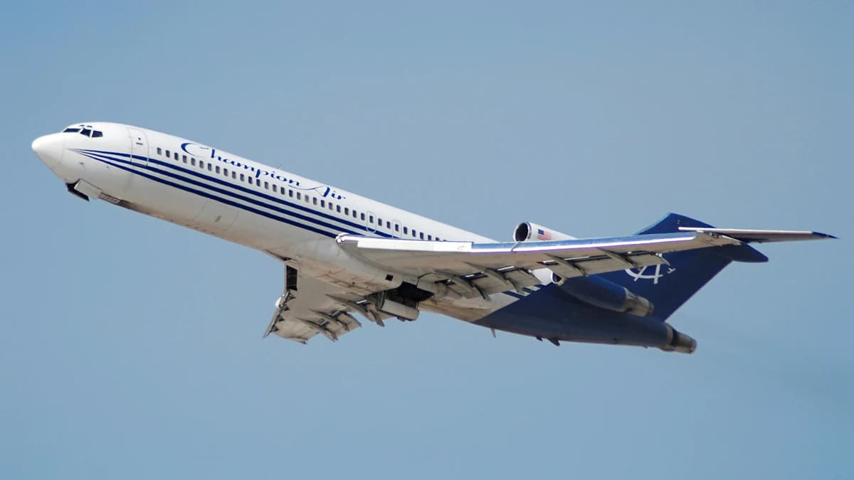 727-200 Advanced