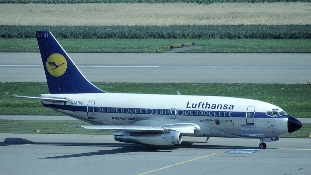 737-100
