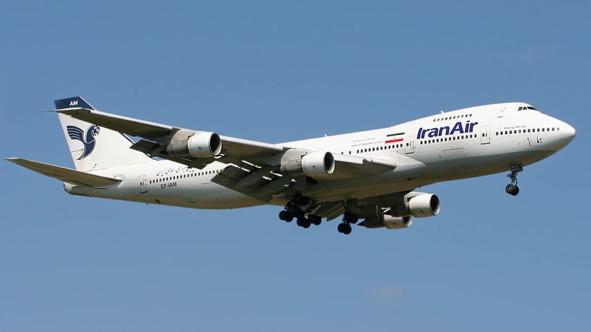 747-100B