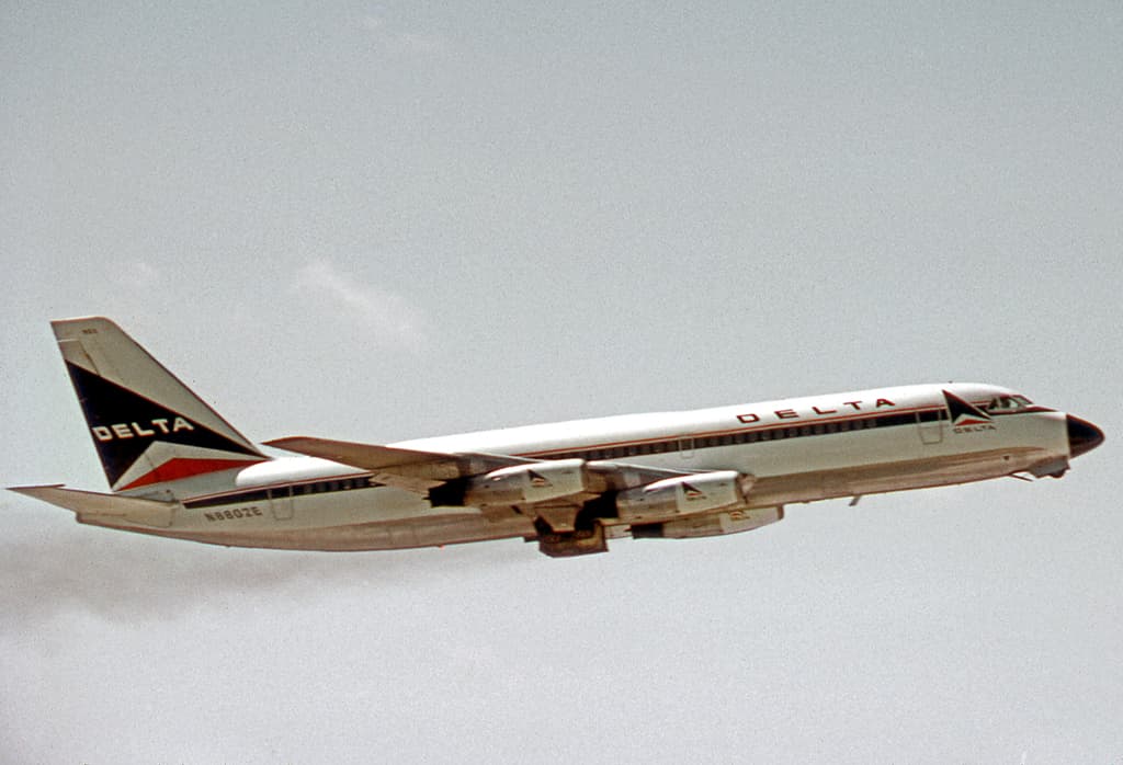CV-880