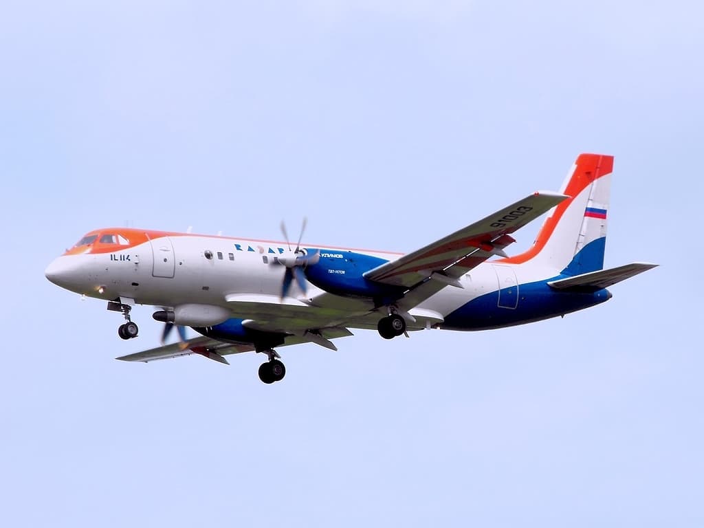 Il-114