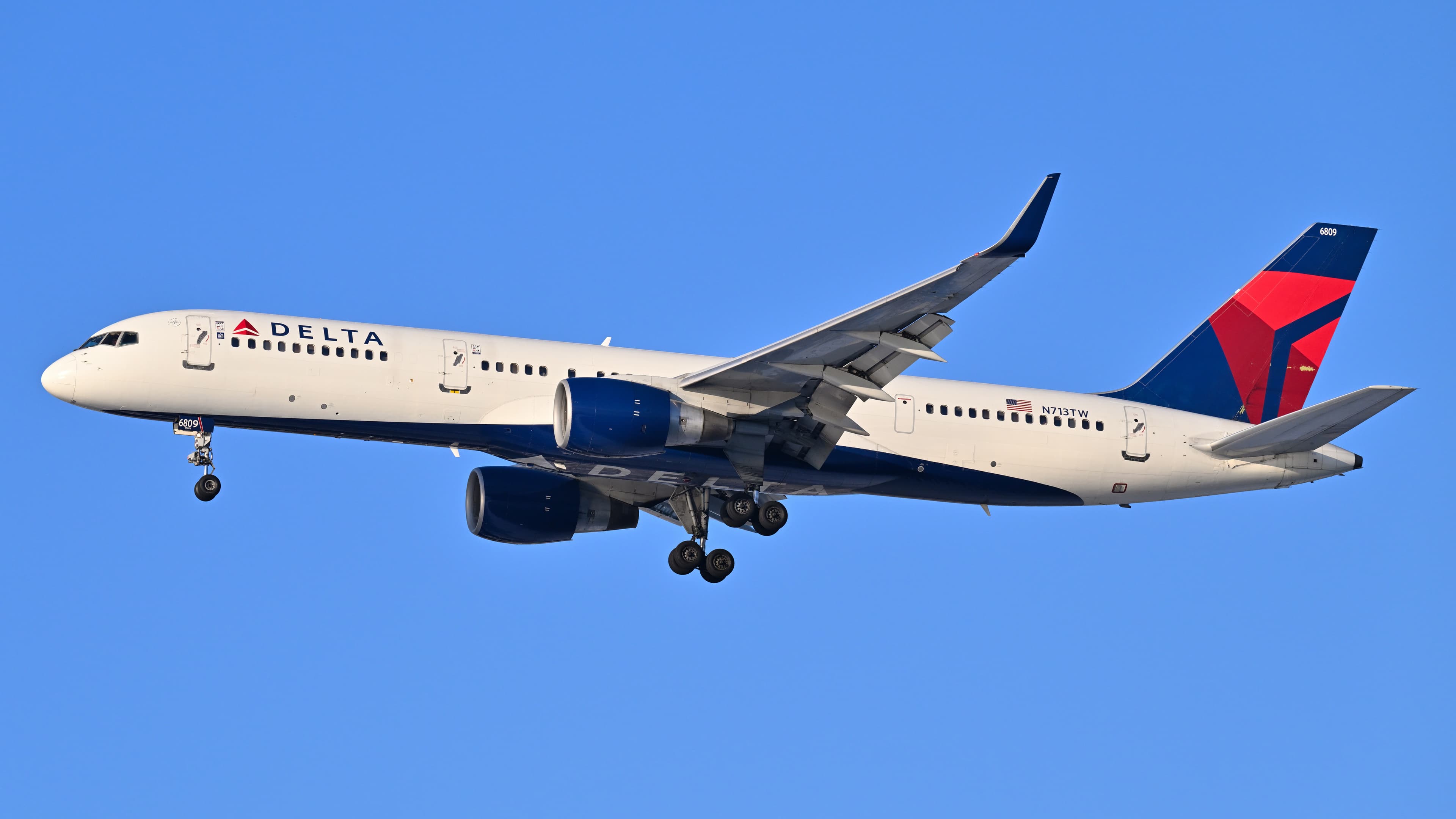 757-200