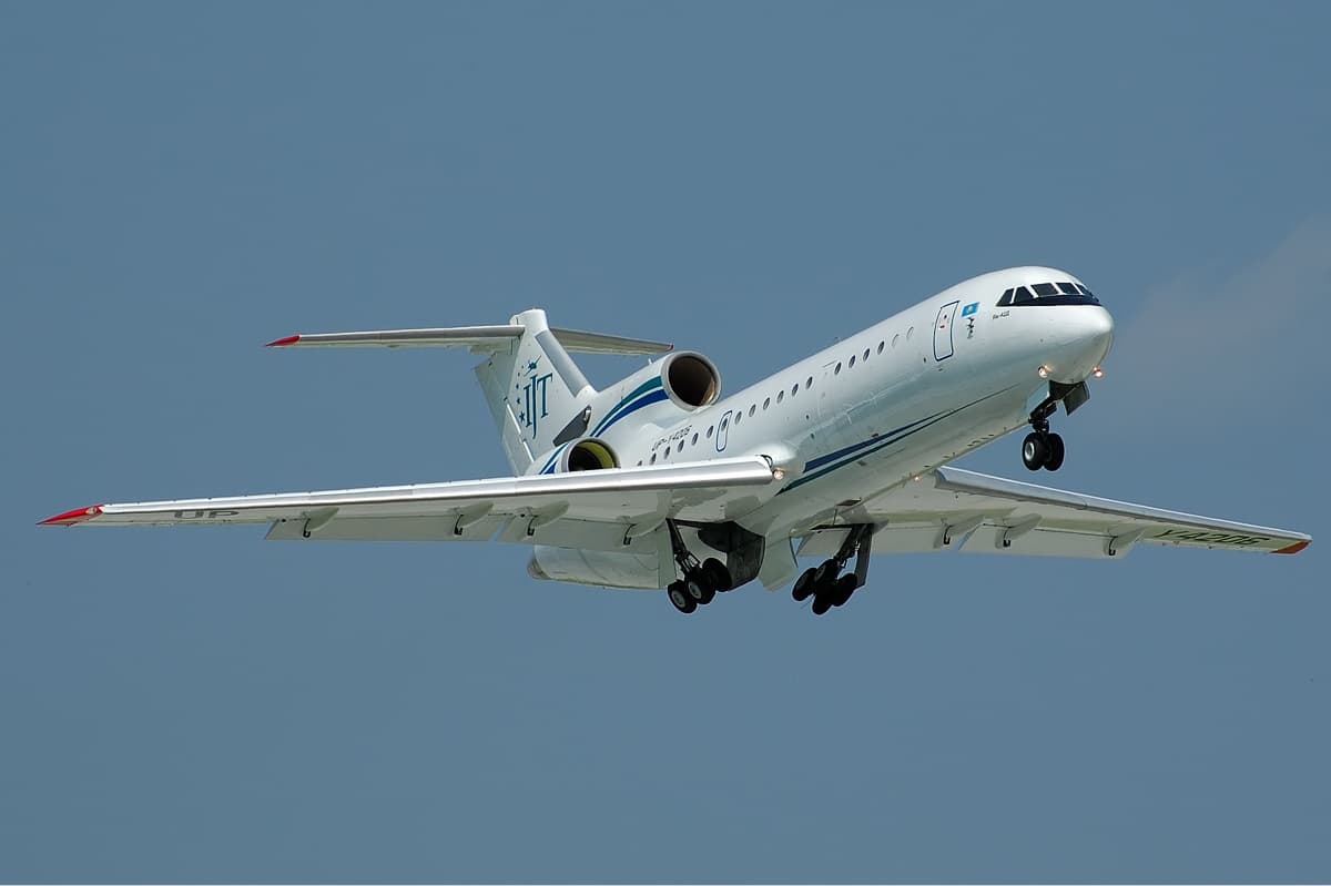 Yak-42