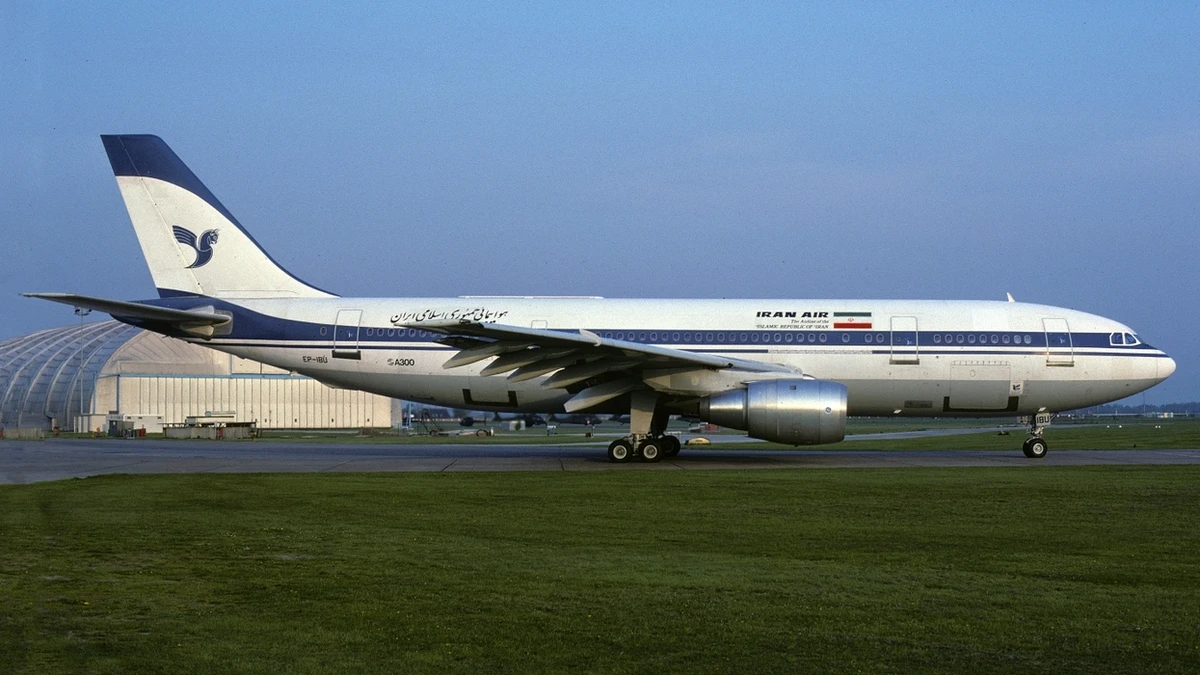 Foto schema e livrea ufficiale del modello di aereo Airbus A300B2-200